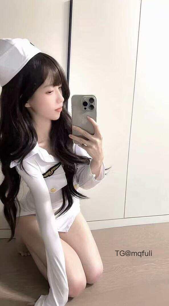 小马漫漫 2025-05-27 02:12:46 看你挺会走路，要一起散步吗