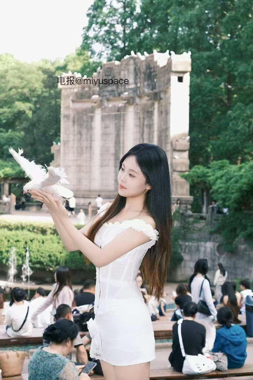 姜糖糖 2025-05-29 12:42:41 说什么怎么说算了吧早点睡