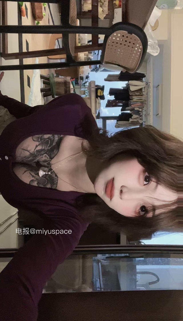 吞吞 2025-05-29 15:23:00 封面越乖，内容越嗨😯