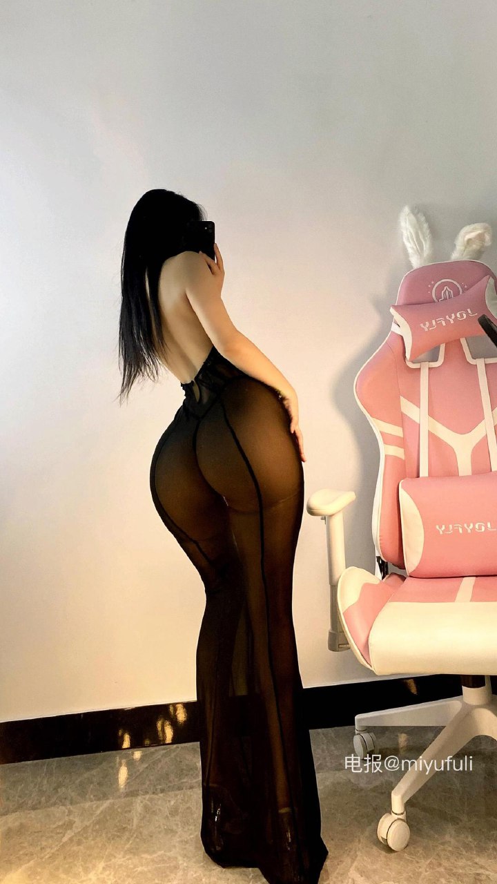 洋洋不是洋妞 2025-05-31 08:36:34 《❤️丁丁》黑丝透纱