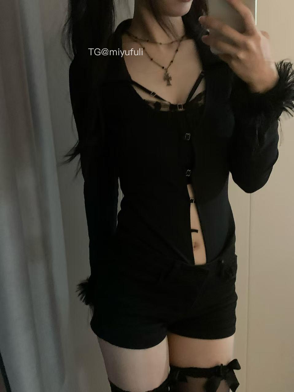 小熊大王 2025-05-26 22:47:54 非要像沼泽一样你才会沦陷吗