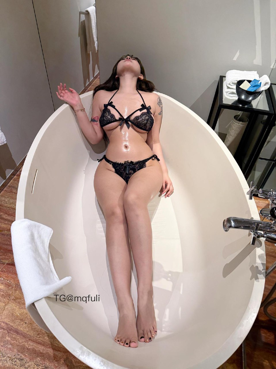 小优优子 2025-05-28 15:26:35 浴缸