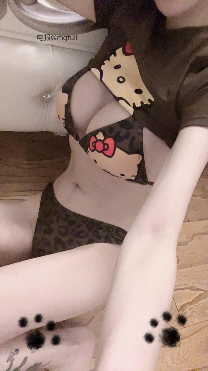 史迪西 2025-05-23 21:53:07 想试试被哥哥强制开机的感觉