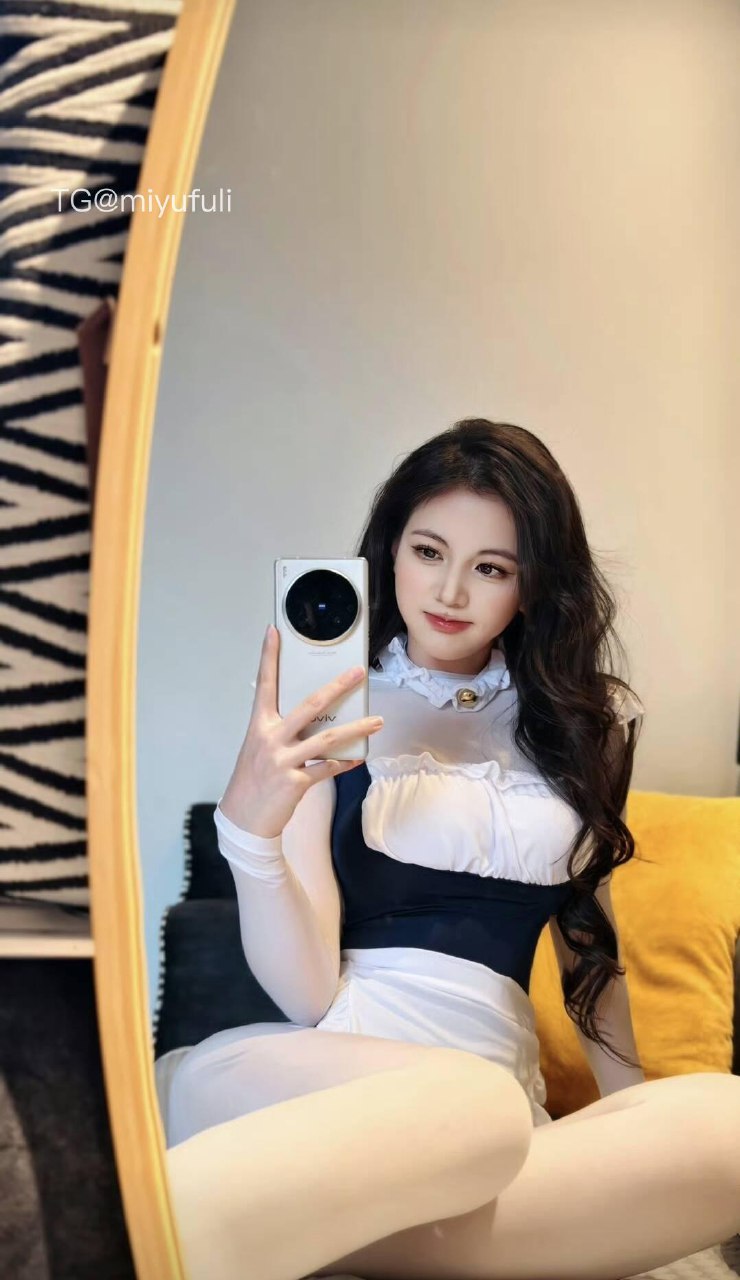 刘二萌 2025-05-27 11:21:25 这组皂片藏着你没见过的绝绝子画面