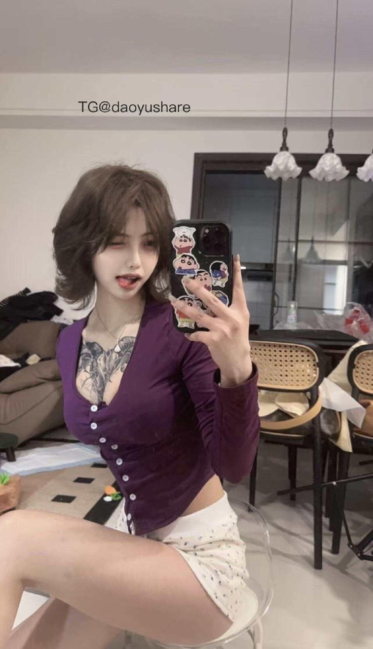 吞吞 2025-05-29 15:23:00 封面越乖，内容越嗨😯