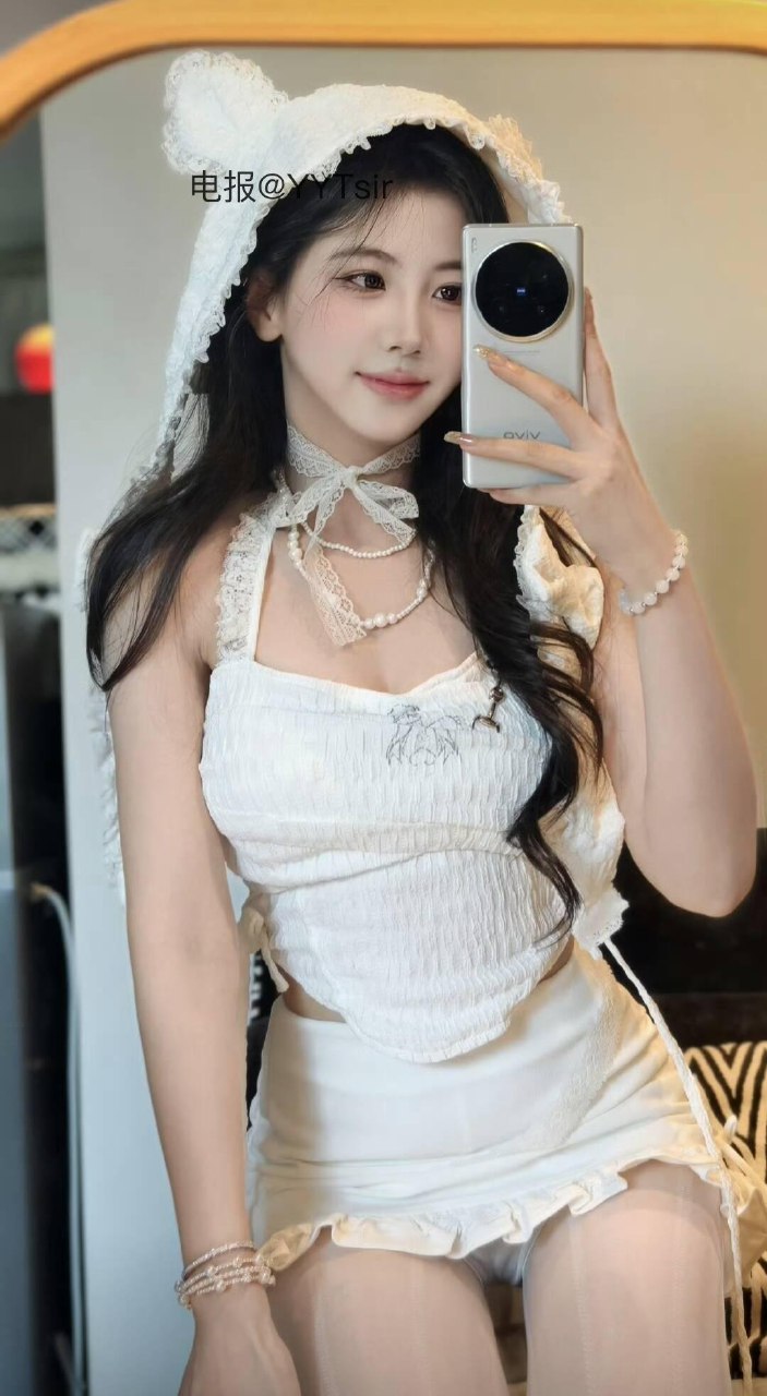 刘二萌 2025-05-27 02:09:07 老公们~绝美福利来啦❗️❗️ 二萌在没有天花板的地方尽情释 😍