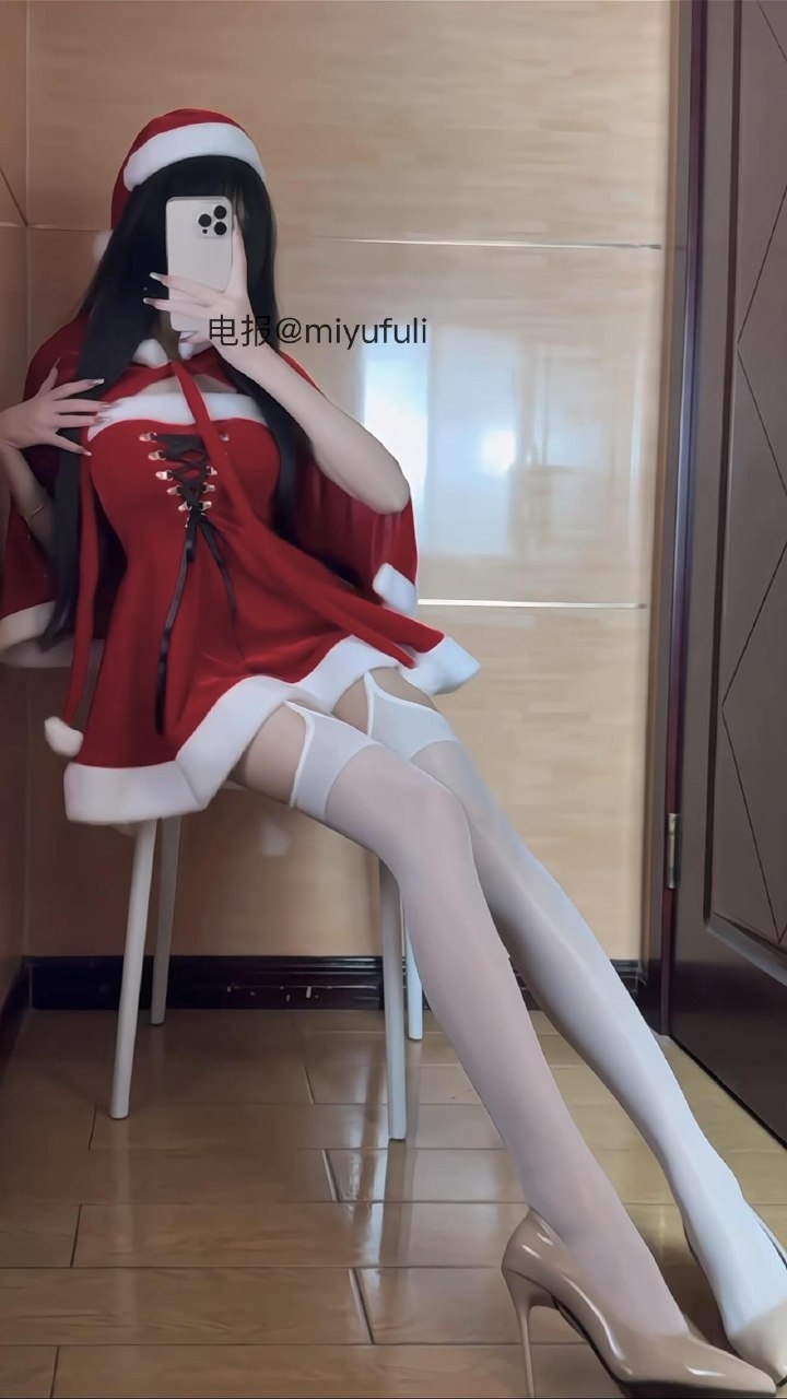 魏小款v 2025-05-26 17:23:16 天天看腿 估计你们也不会腻