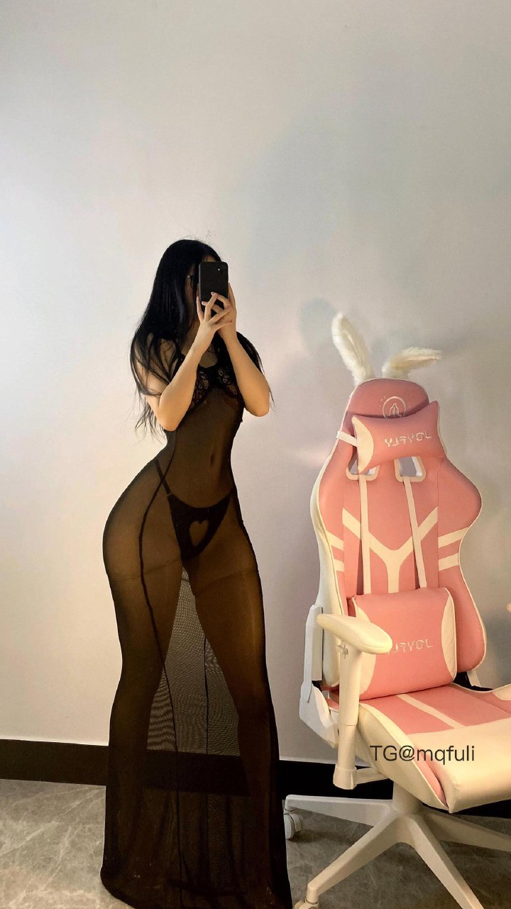 洋洋不是洋妞 2025-05-31 08:36:34 《❤️丁丁》黑丝透纱