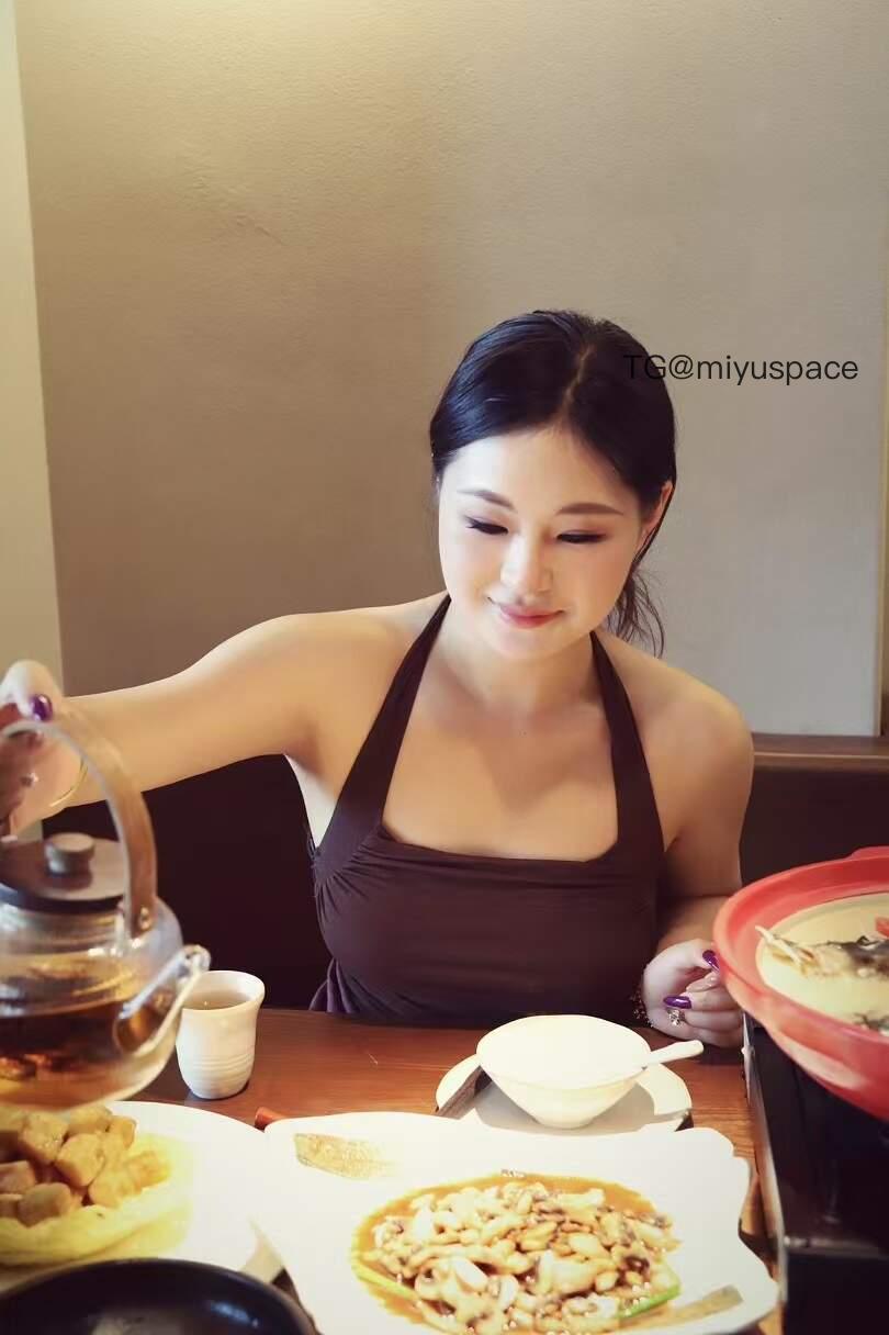 爆炒肉肉啦 2025-05-29 16:29:25 简简单单吃个饭