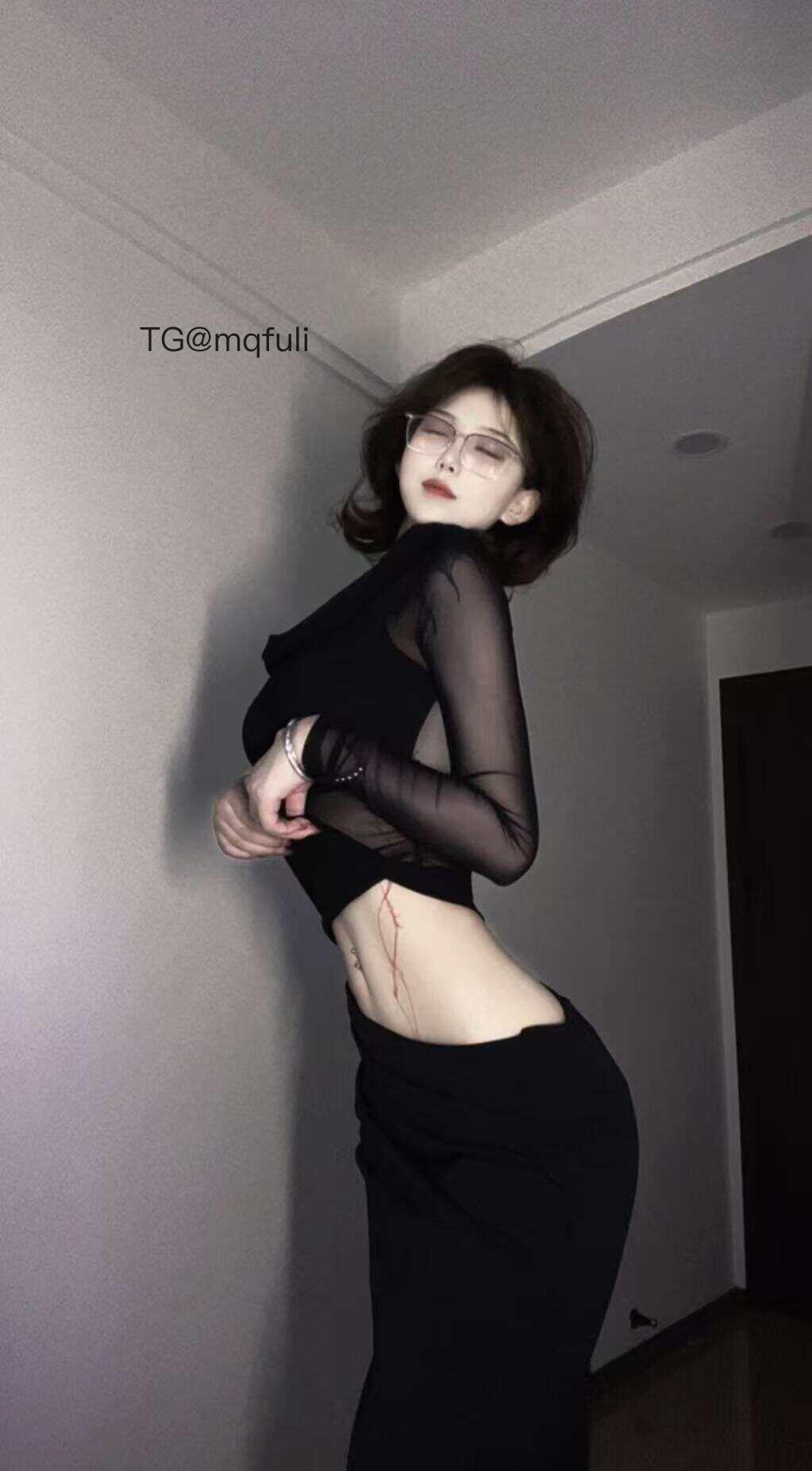 吞吞 2025-05-29 14:56:31 喜欢吗 拿下我 就是你的