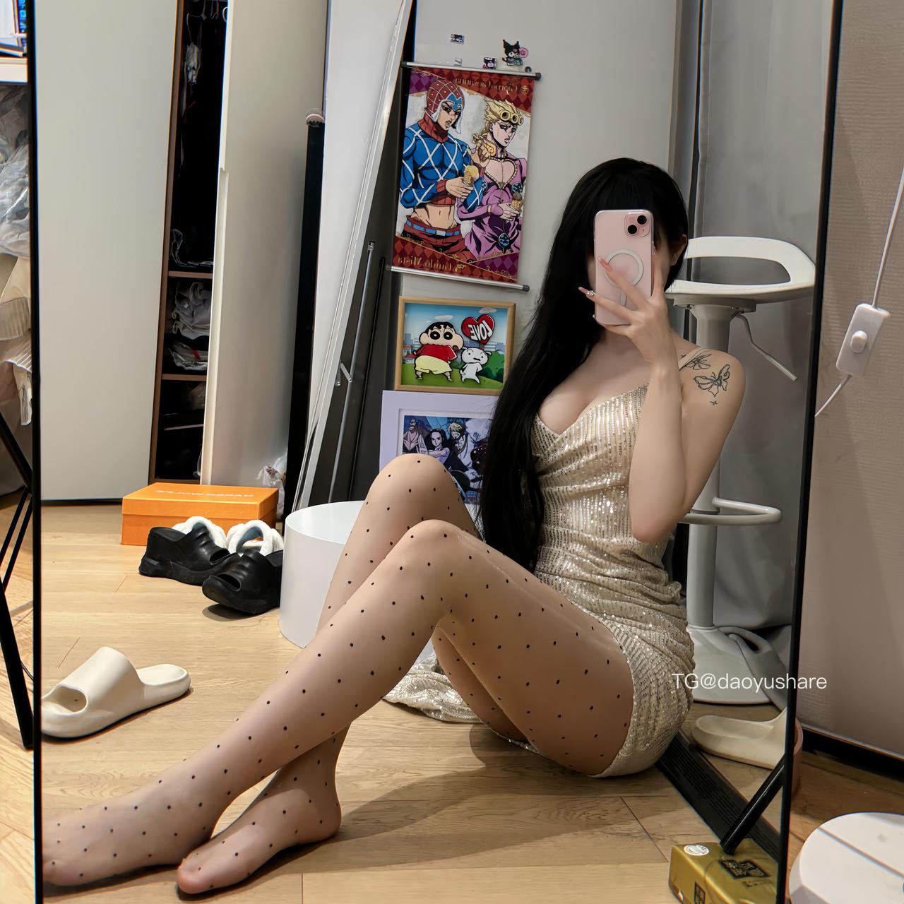 超蓝布罗莉 2025-05-31 03:39:14 反正你也没老婆 叫我声老婆怎么了