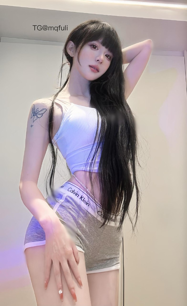 超蓝布罗莉 2025-05-31 03:48:19 你好 想和你打电话