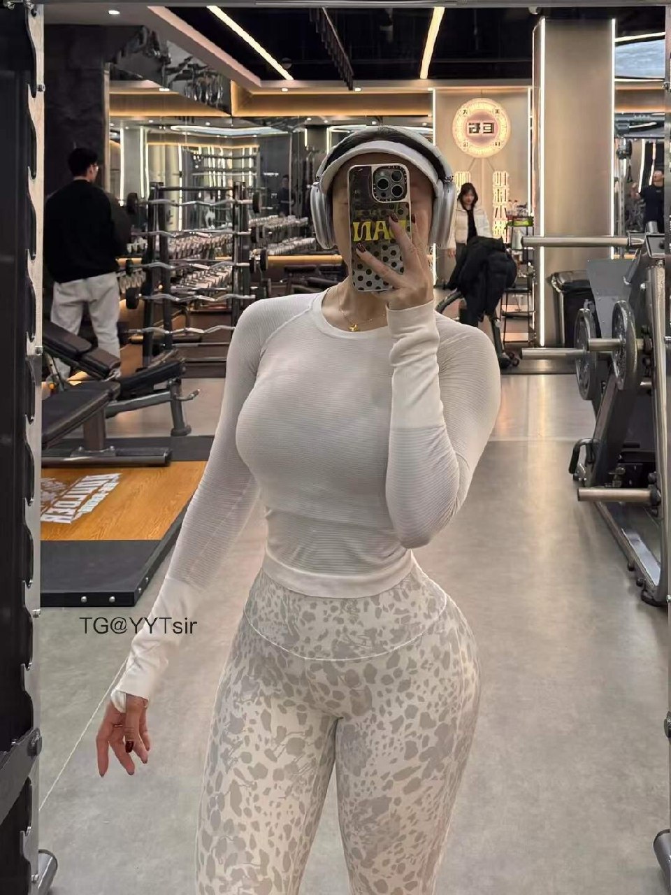 鹿瑶 2025-05-23 15:27:18 来个健身搭子