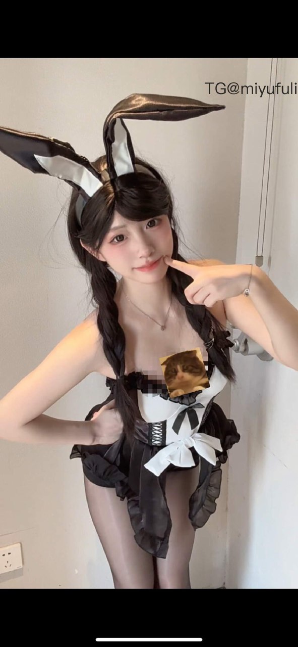 雪顶 2025-05-29 19:18:35 去看具体的夏天