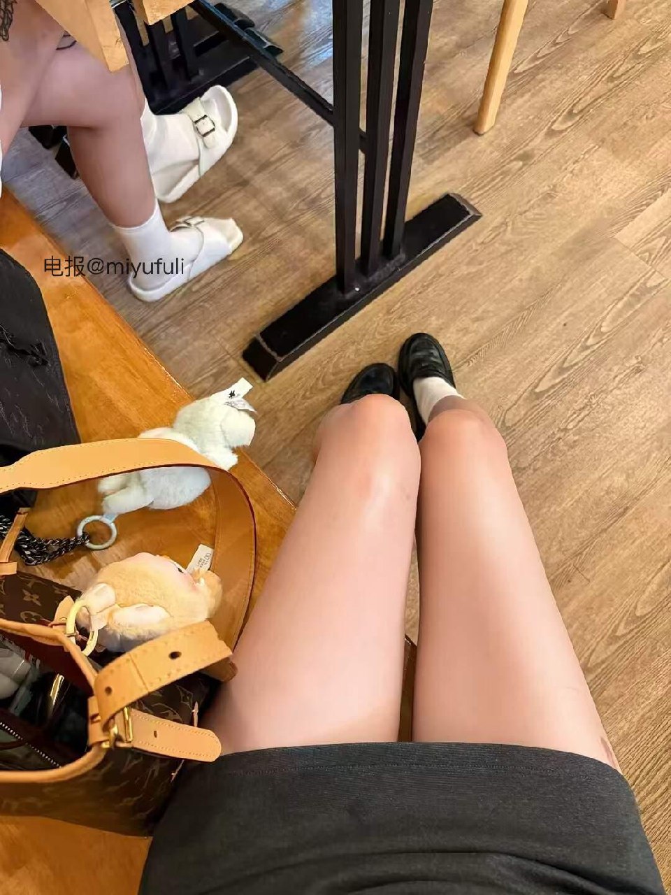 一只香 2025-05-30 01:35:52 你没看我 怎么就说不喜欢我