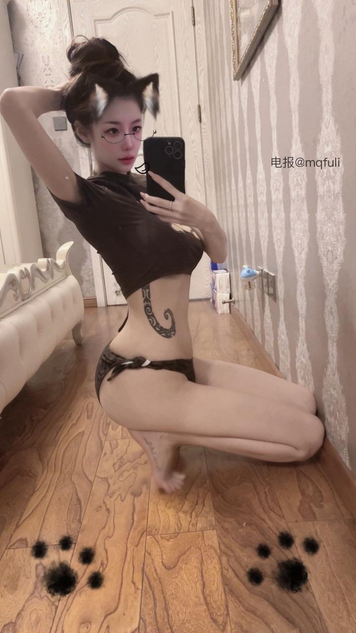 史迪西 2025-05-23 21:53:07 想试试被哥哥强制开机的感觉