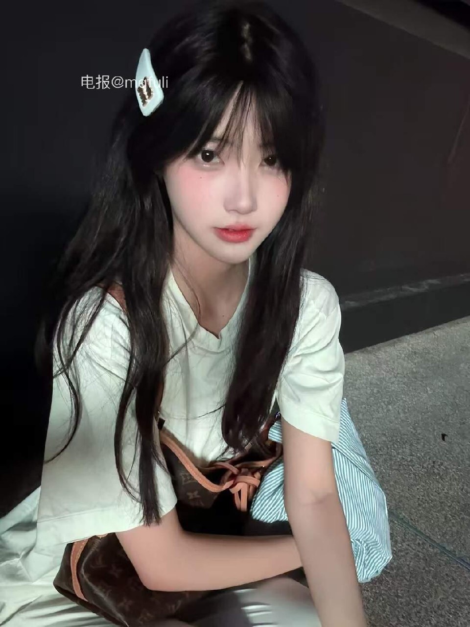 一只香 2025-05-30 01:35:52 你没看我 怎么就说不喜欢我