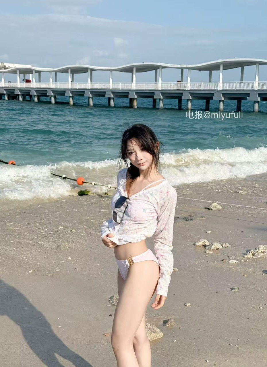 六六酱 2025-05-26 10:29:22 抱抱小熊 抱抱.....