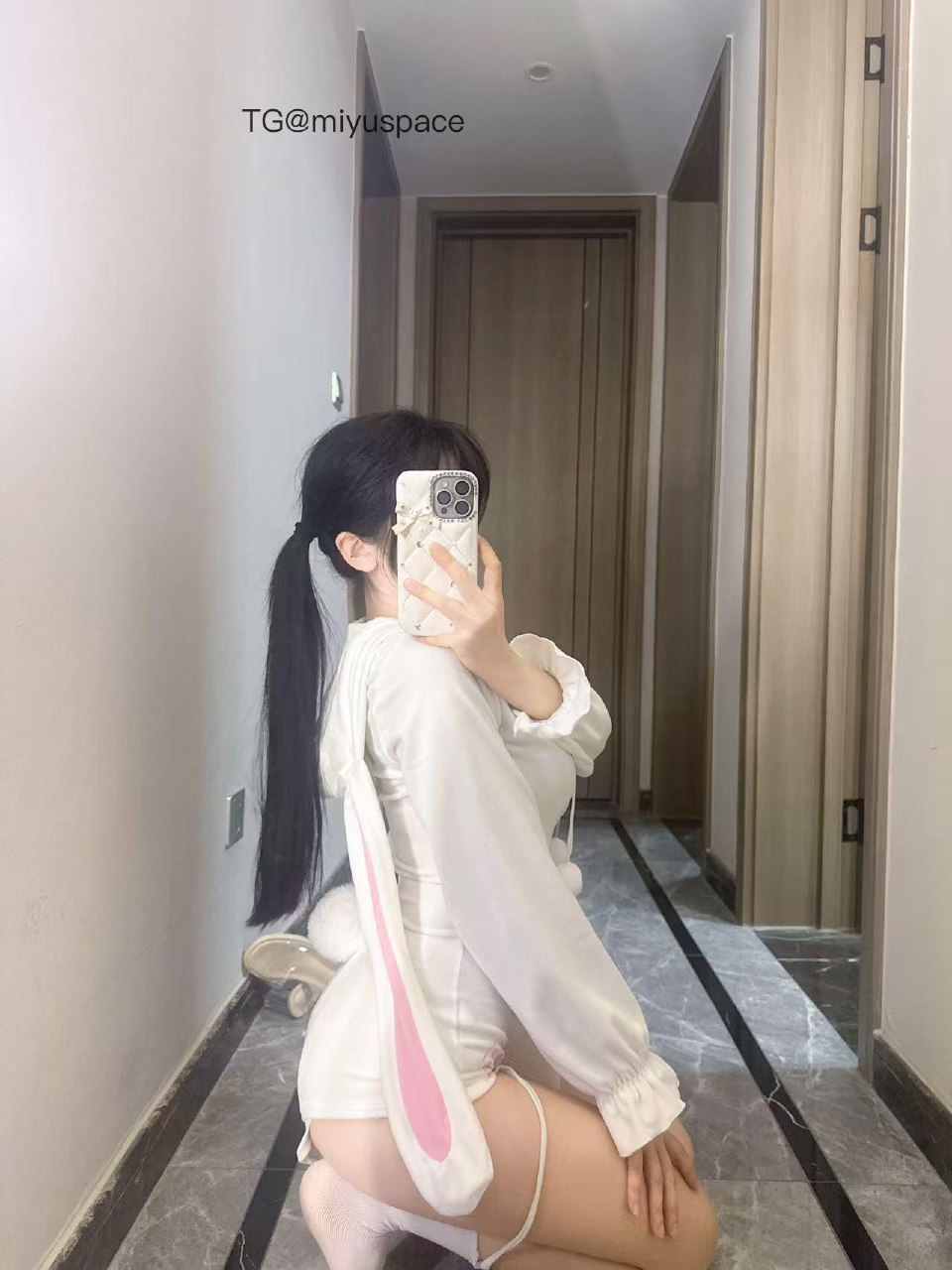 卿风 2025-05-26 23:03:45 我要的不多 只要全身心的你