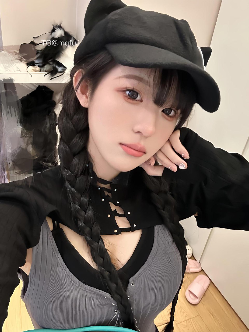 超蓝布罗莉 2025-05-31 03:51:22 也不知道怎么了一天到晚的想找哥哥