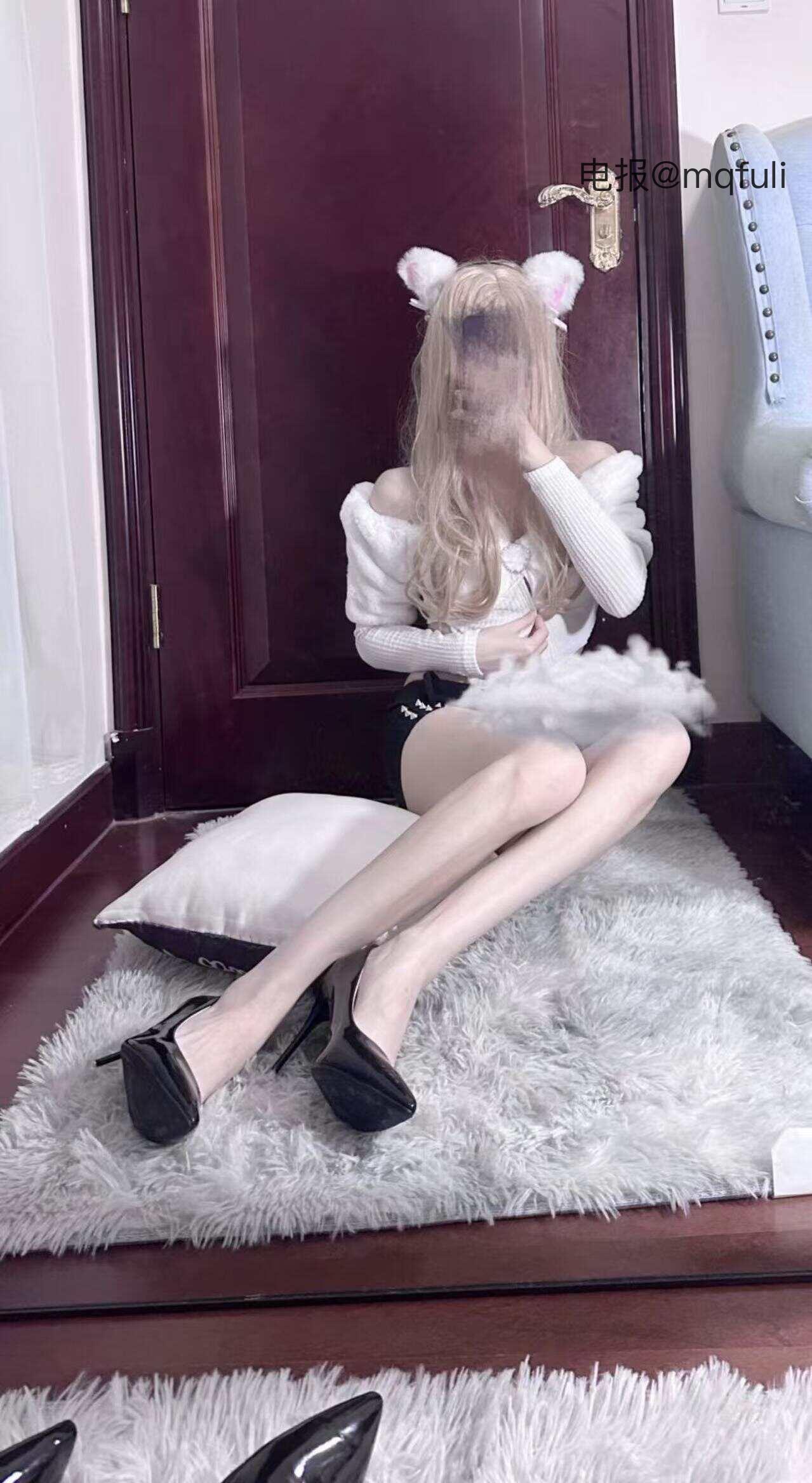 草莓酸奶 2025-05-29 15:58:20 在所有的未来中我只期待我自己