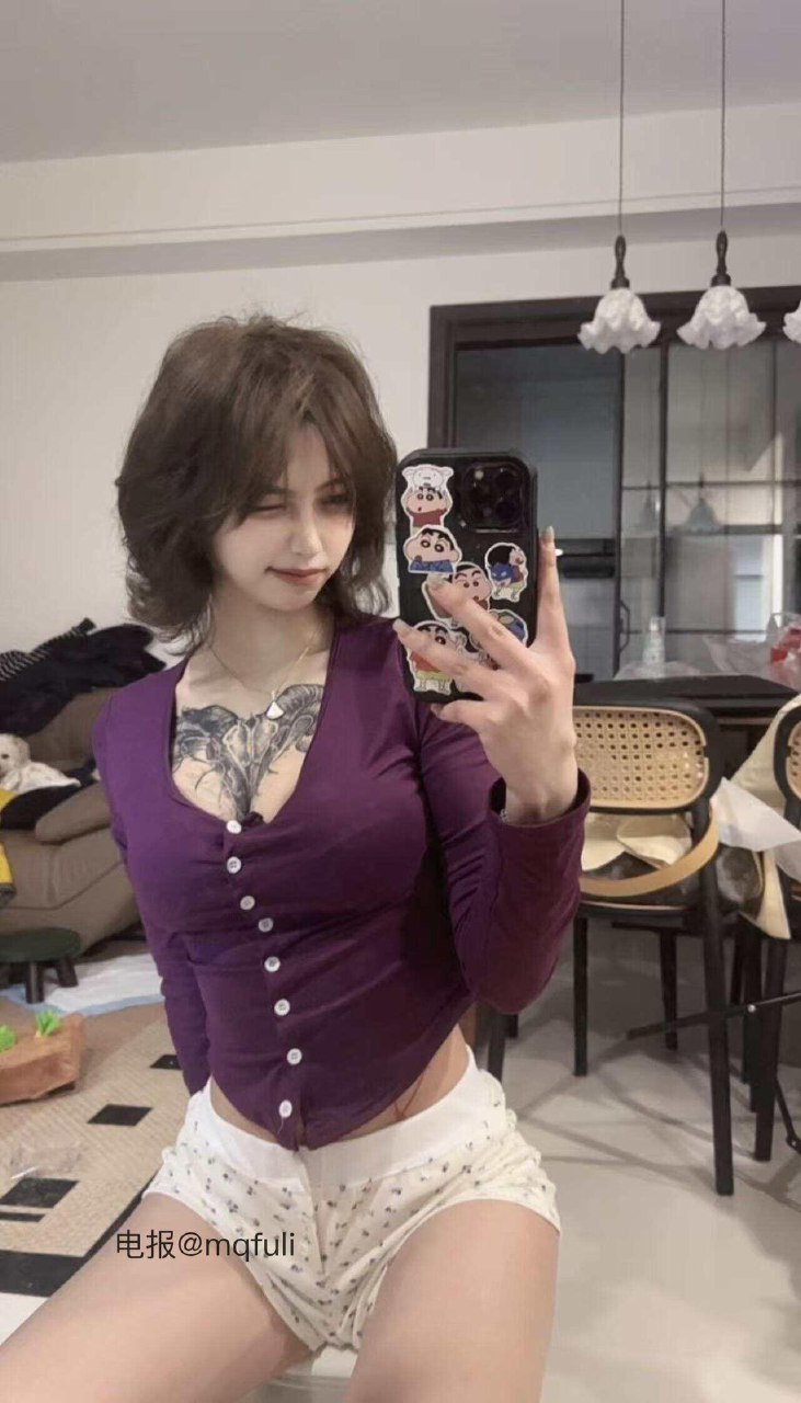 吞吞 2025-05-29 15:23:00 封面越乖，内容越嗨😯