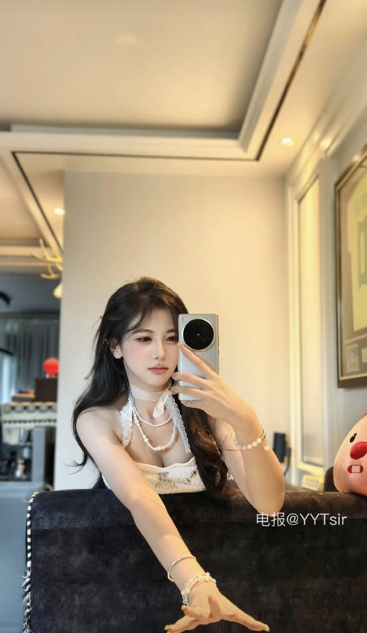 刘二萌 2025-05-27 02:15:16 嘴巴再硬 亲起来也是软的