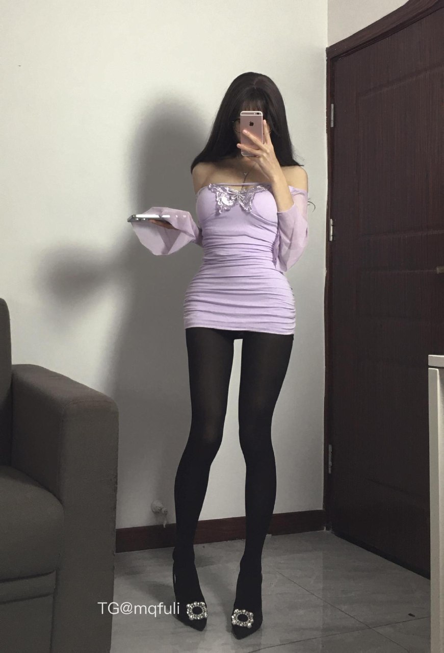 赠若离 2025-05-27 00:17:11 花给你 你就是我的人了✌️