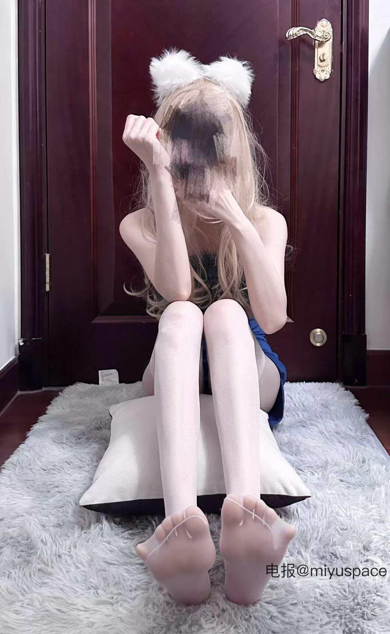 草莓酸奶 2025-05-29 15:27:47 每次你看向我的时候,我都希望自己能再漂亮一点