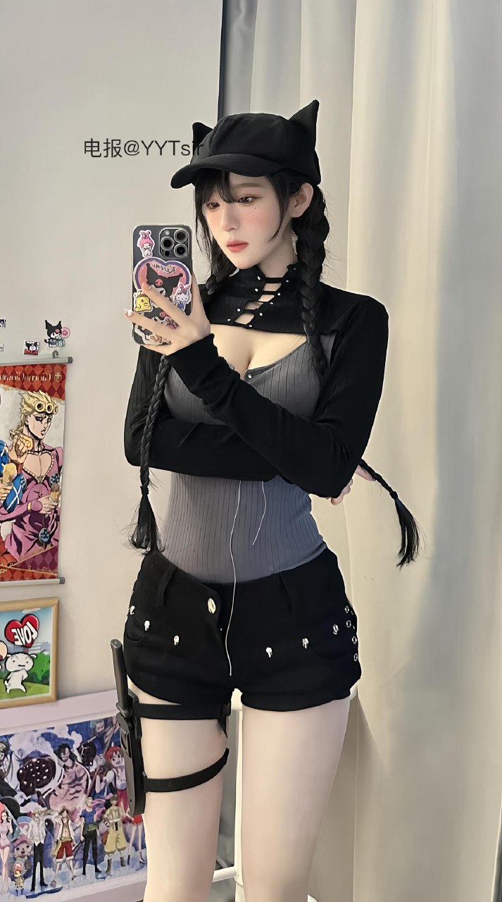 超蓝布罗莉 2025-05-31 03:51:22 也不知道怎么了一天到晚的想找哥哥