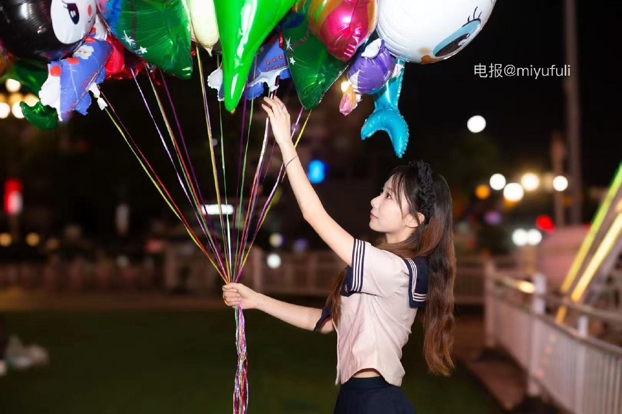 六六酱 2025-05-26 10:29:22 抱抱小熊 抱抱.....