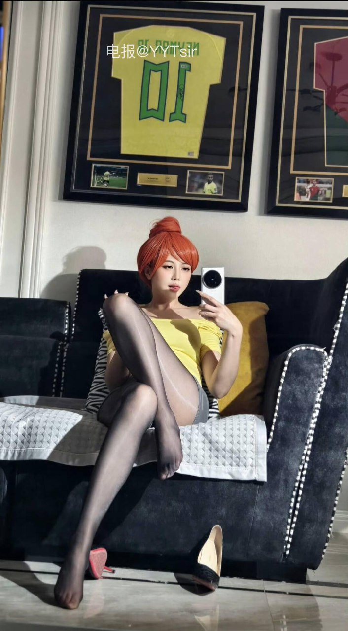 刘二萌 2025-05-27 10:44:25 听你的 和喜欢的人吃什么都香