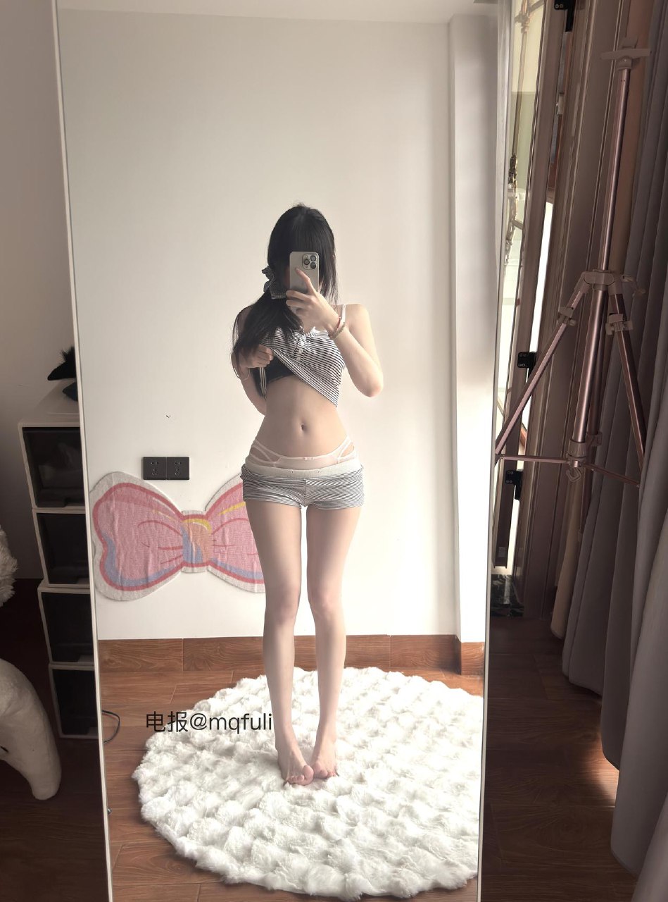 是只小甜宠 2025-05-30 23:08:06 你让所有玫瑰都黯然失色