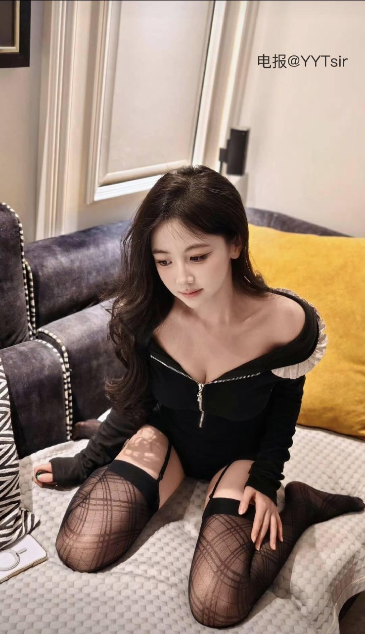 刘二萌 2025-05-27 12:24:37 其实我不太懂喜欢，但我想要走向你