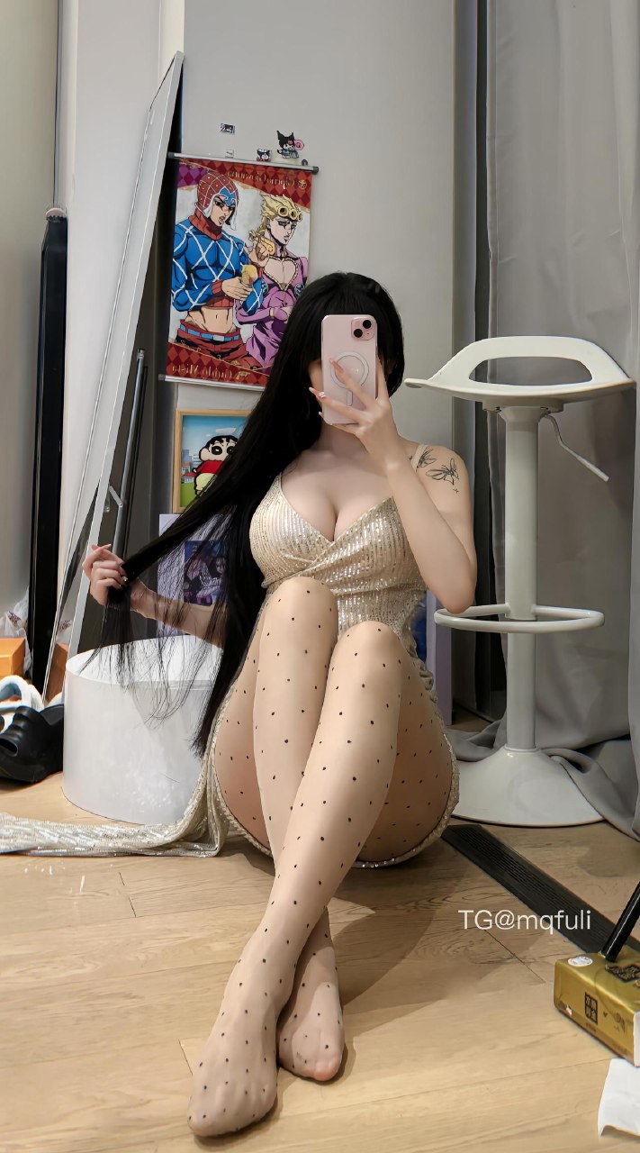 超蓝布罗莉 2025-05-31 03:39:14 反正你也没老婆 叫我声老婆怎么了