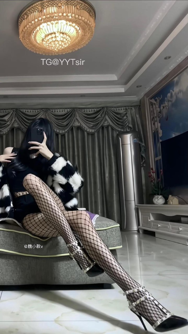 魏小款v 2025-05-26 17:23:16 天天看腿 估计你们也不会腻