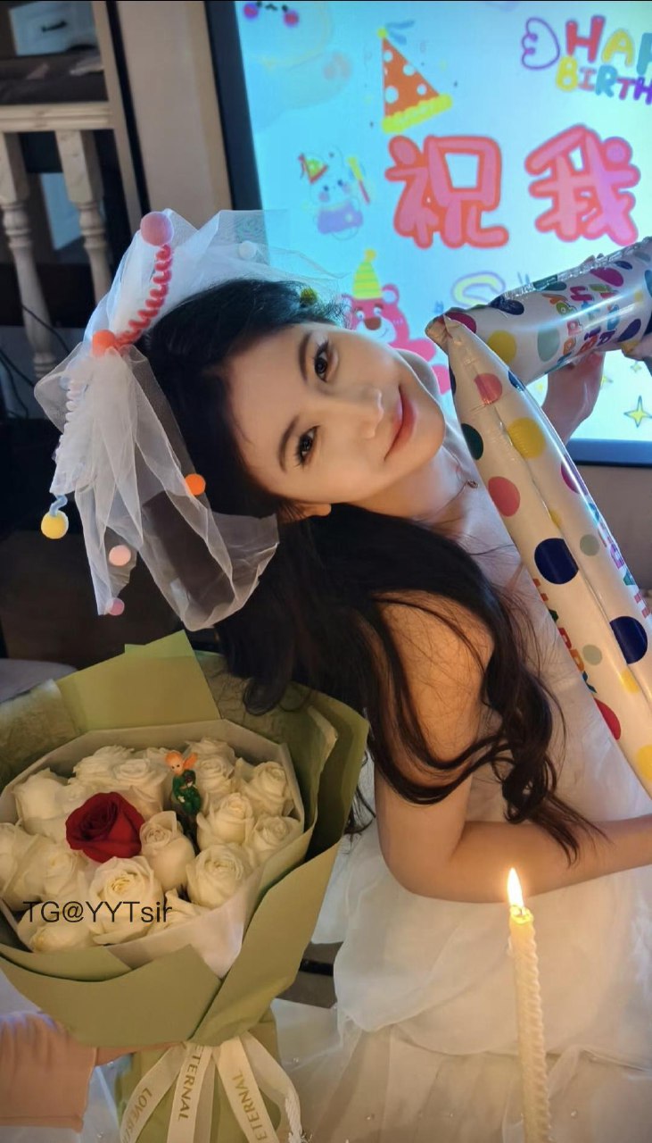 刘二萌 2025-05-26 22:05:44 忘掉肯德基 做我的堡堡