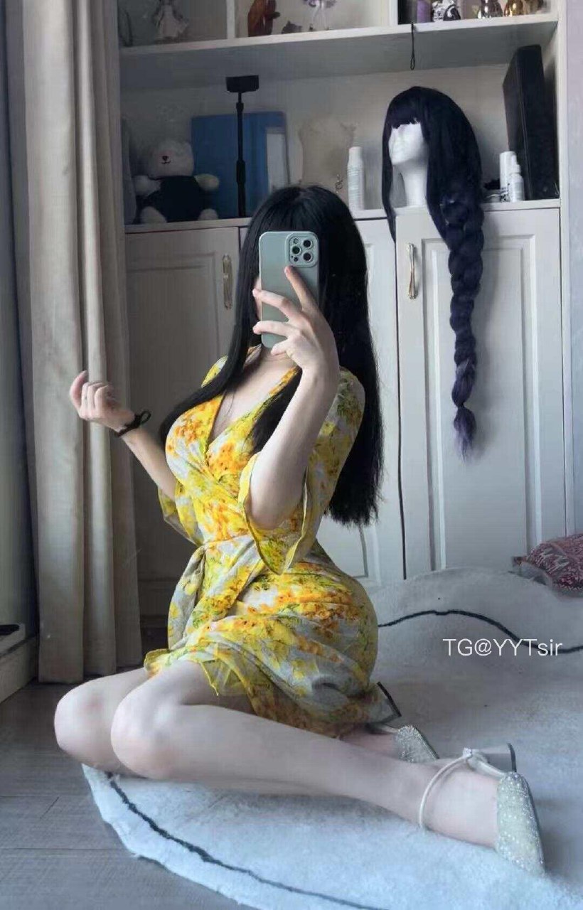 雪顶 2025-05-29 19:18:35 去看具体的夏天