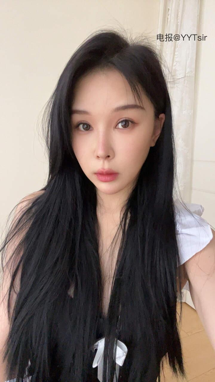 小姨 2025-05-31 14:52:59 你是想稳住还是吻住～