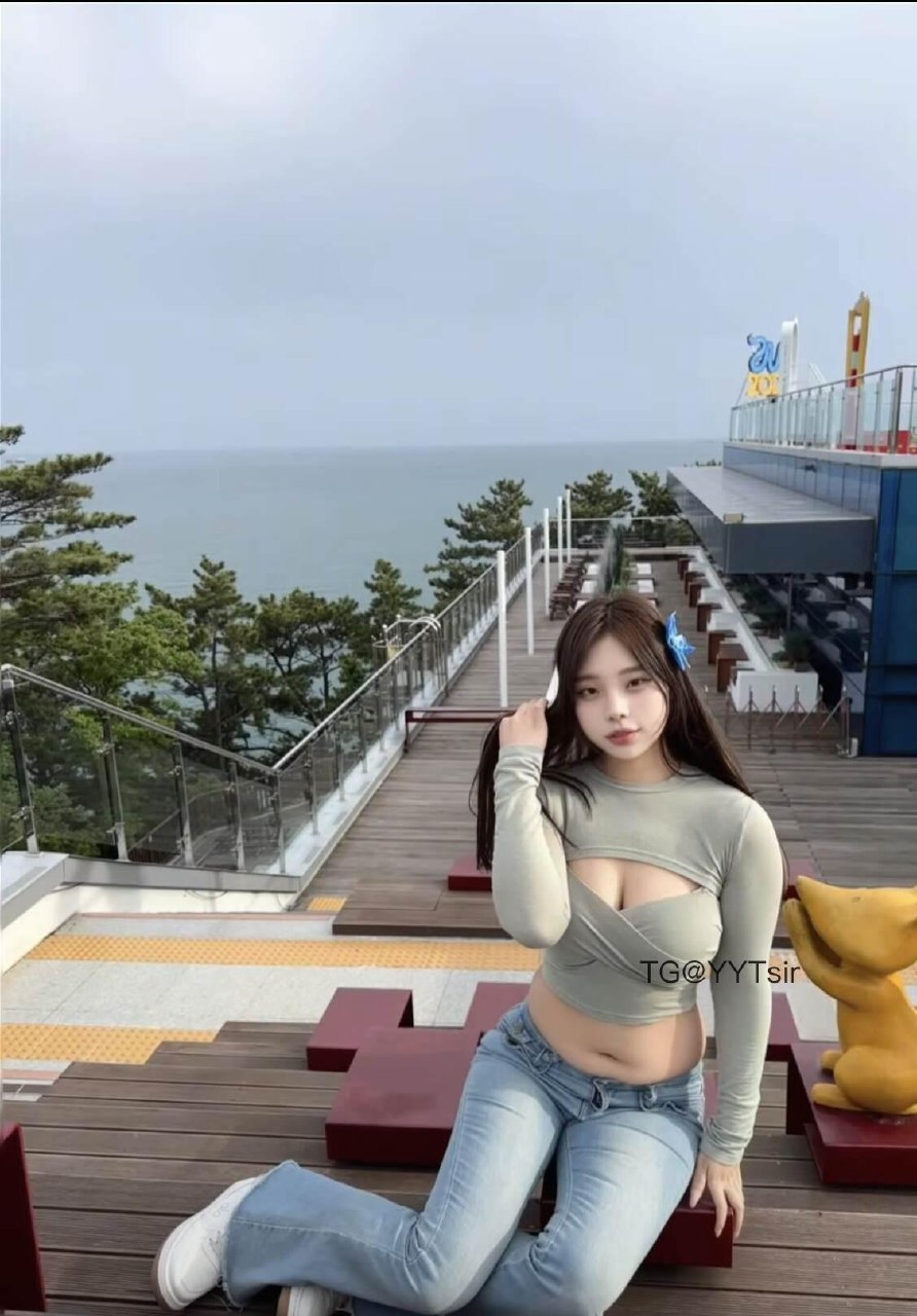 昕昕 2025-05-28 17:46:59 跟我一起来 比手势🤘