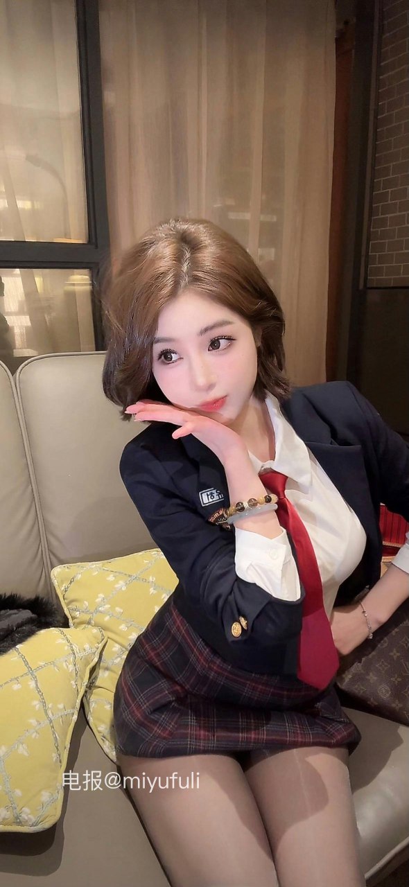 手什么葵 2025-05-26 17:17:13 露出点马脚吧 让我知道你也在想我