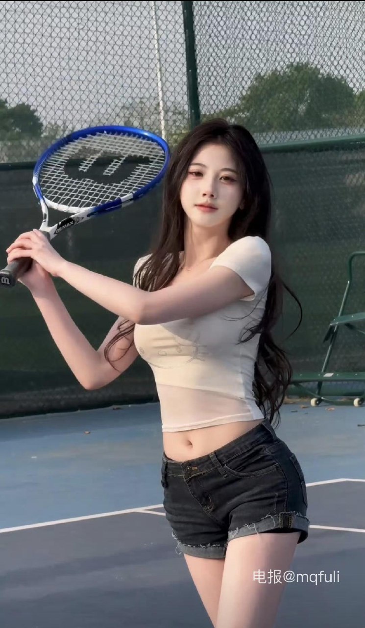 刘二萌 2025-05-26 22:10:12 乖是装的 吃定你的手段罢了