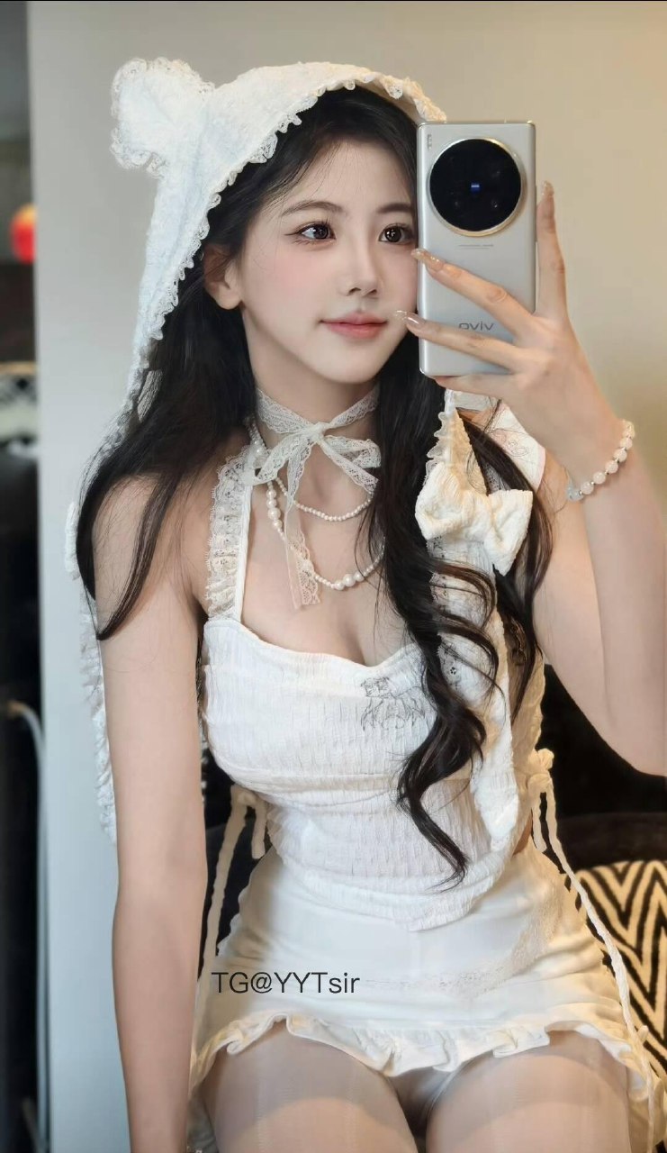 刘二萌 2025-05-27 02:09:07 老公们~绝美福利来啦❗️❗️ 二萌在没有天花板的地方尽情释 😍