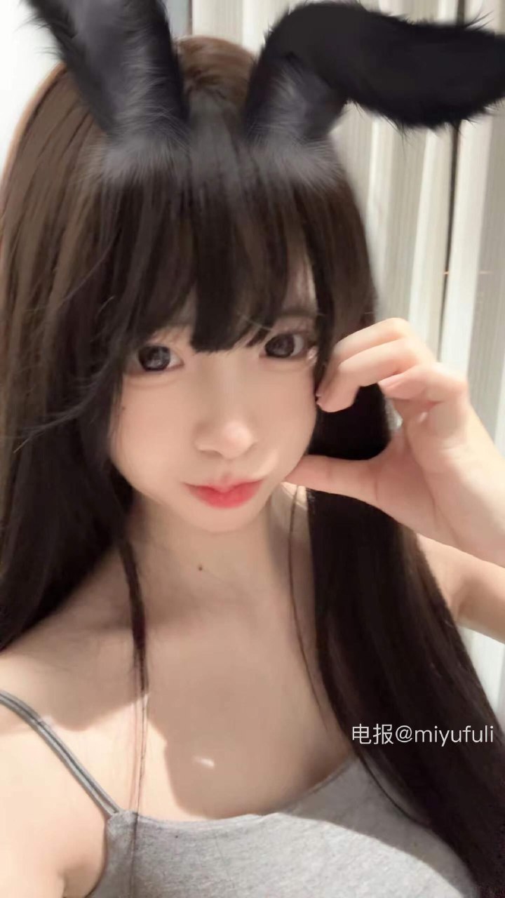 雪顶 2025-05-30 00:51:35 记住这一瞬间