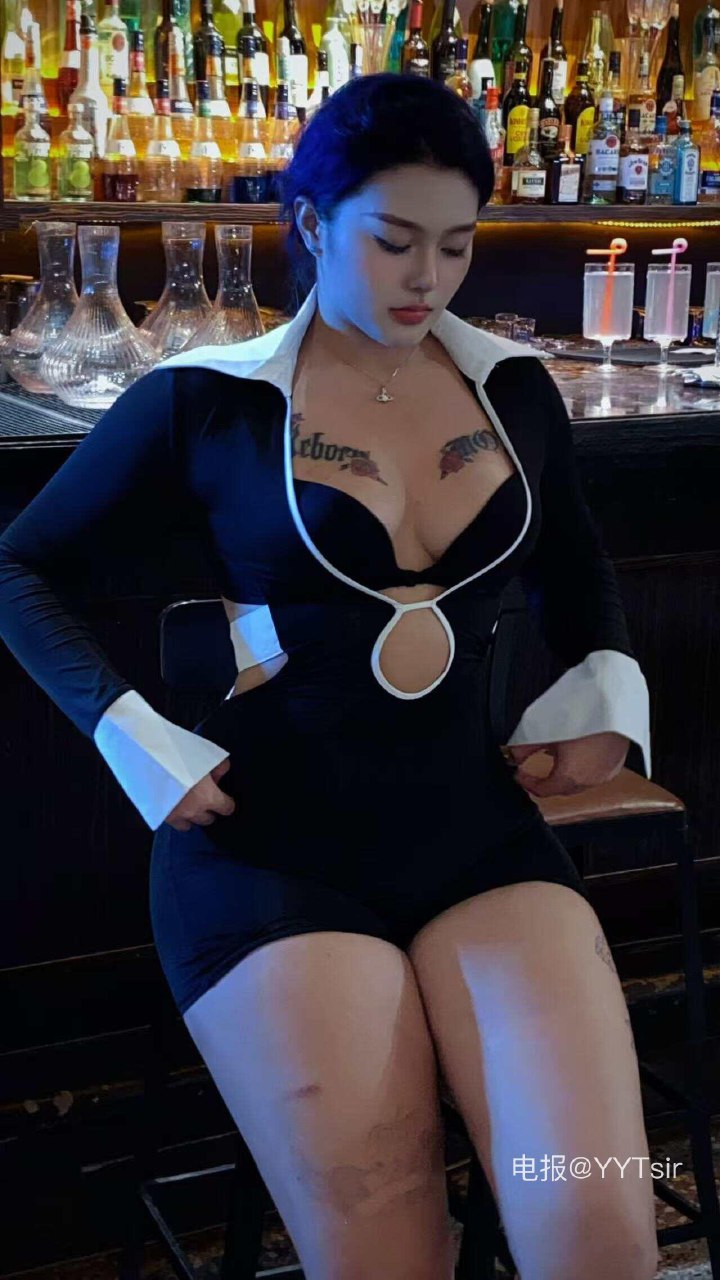 泷泽 2025-06-20 20:21:55 为什么每次一听到你的声音 我就会腿软