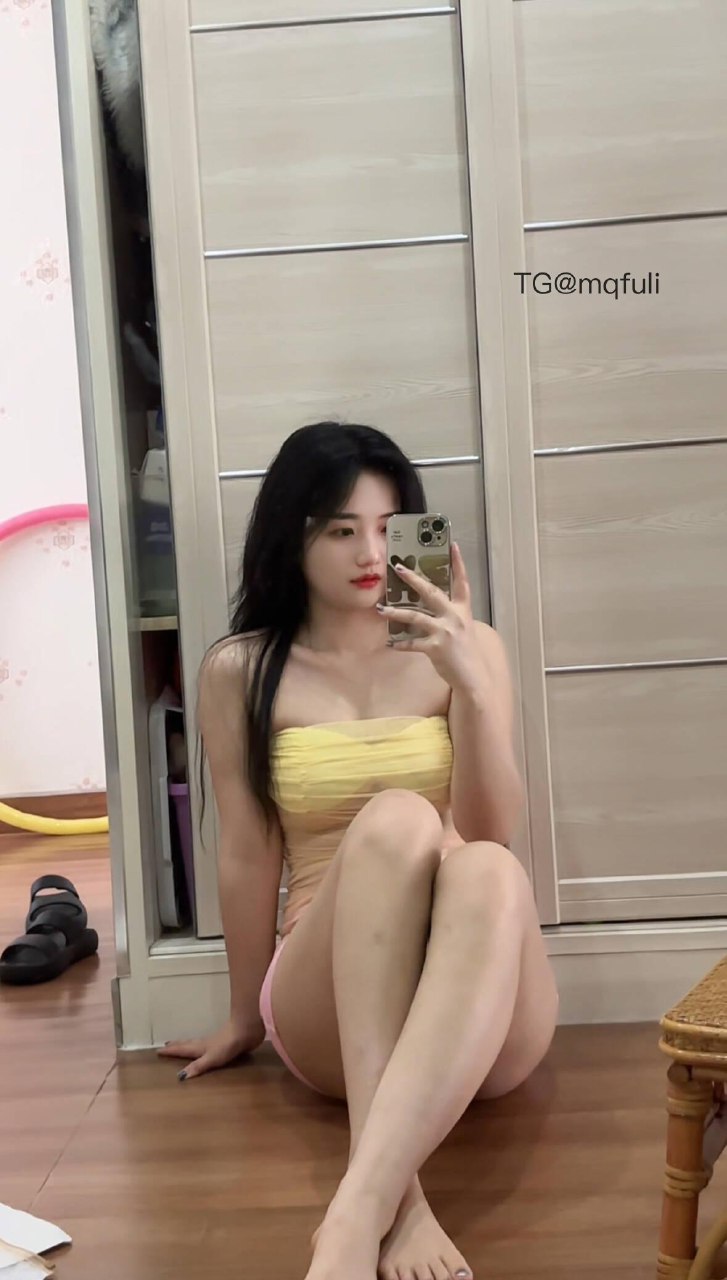 九斤明哥 2025-06-17 16:48:29 新衣服好看吗嘿嘿