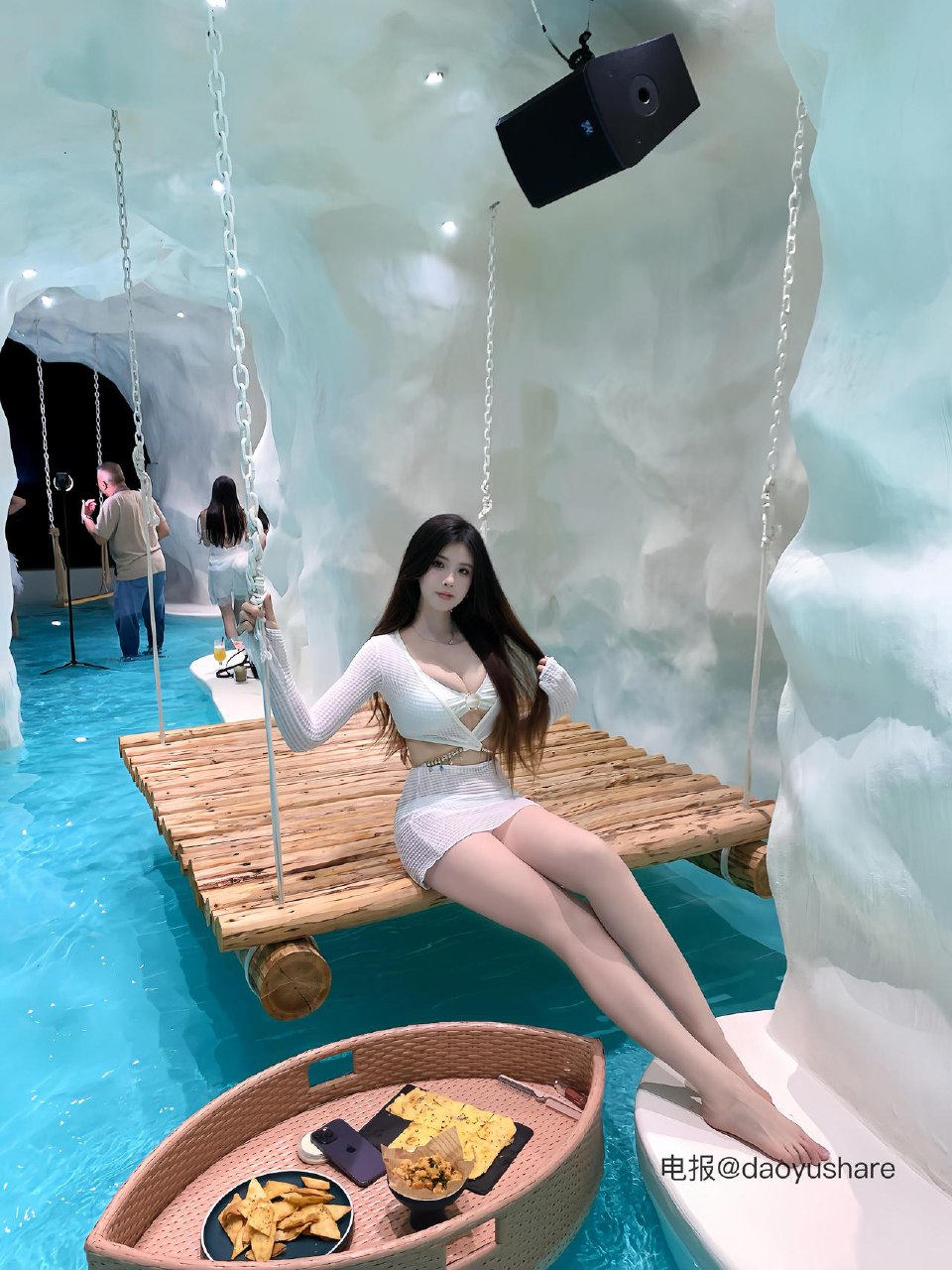 张有财 2025-06-13 15:05:40 这世界不只有眼前的苟且，还有诗和远方