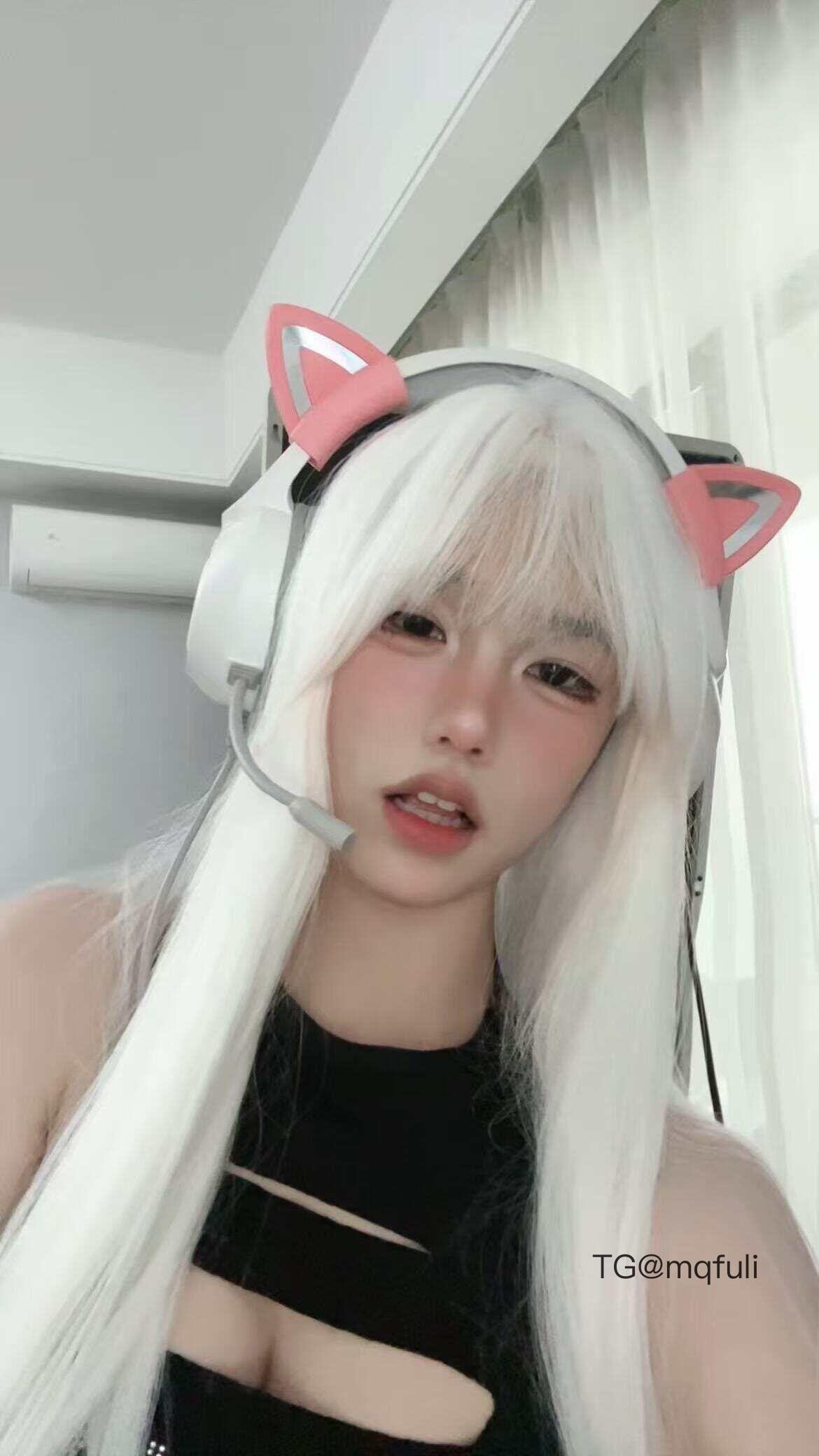 金铁兽 2025-06-09 16:05:14 迷路了?来我身旁怎么样?