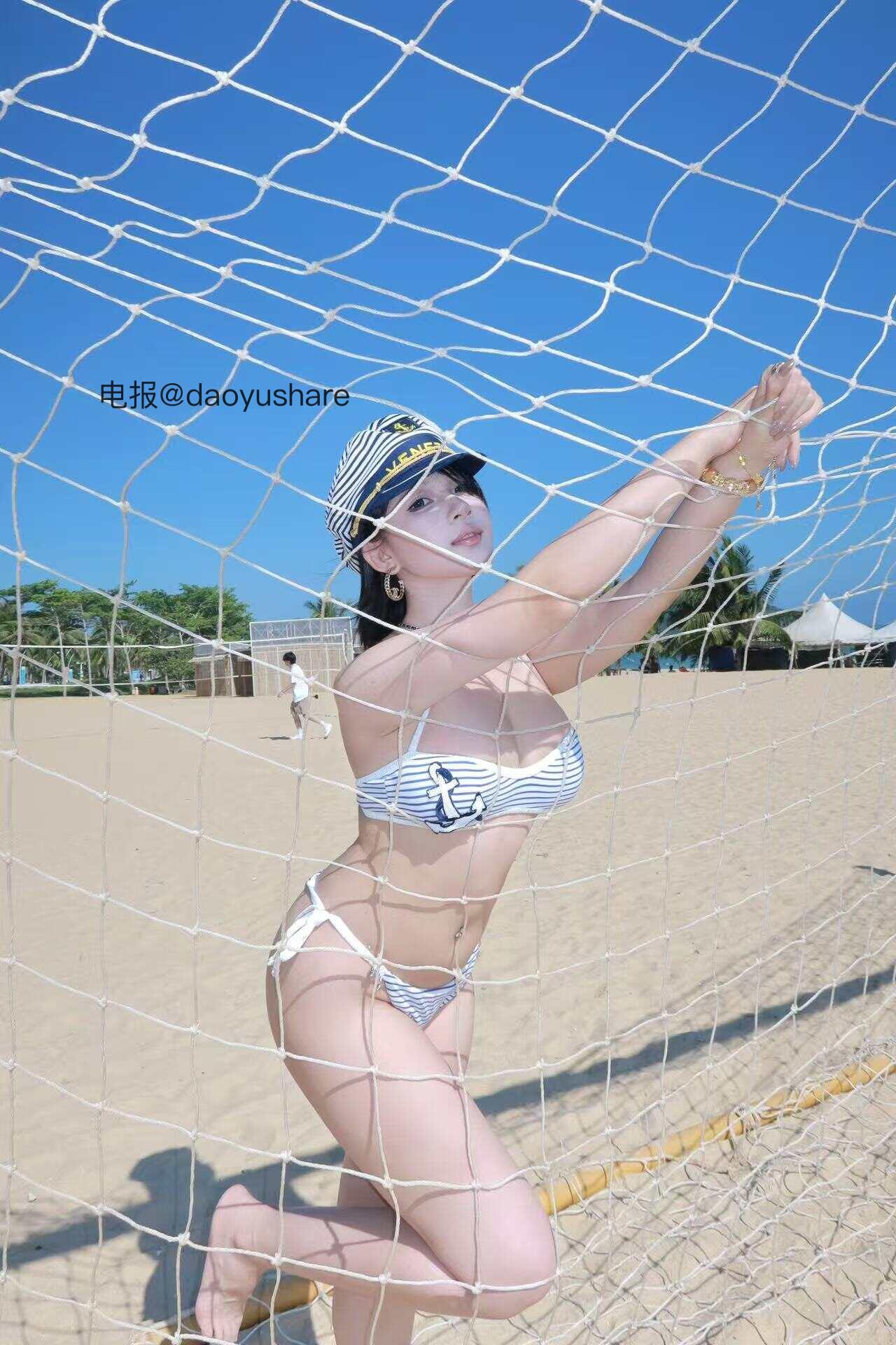 不吃洋葱 2025-06-03 02:06:33 你这个憨憨 竟敢偷走我的心