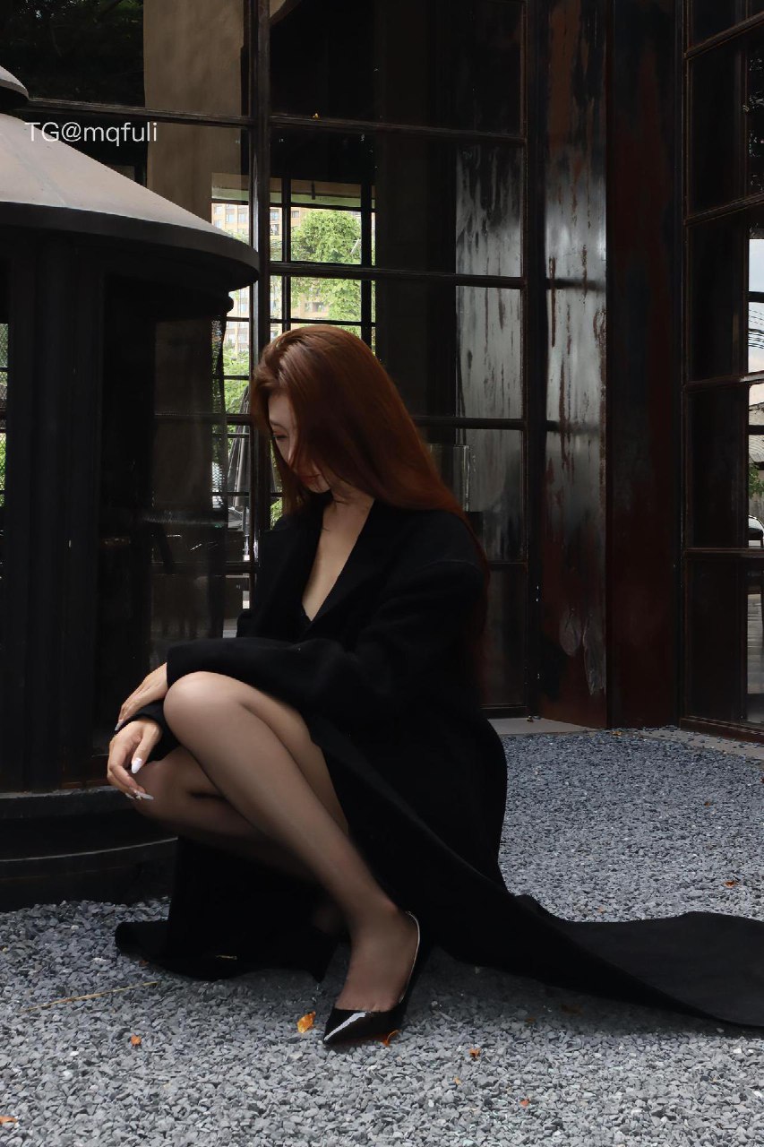 SerenaSs 2025-06-10 15:55:48 人生在世 御姐二字